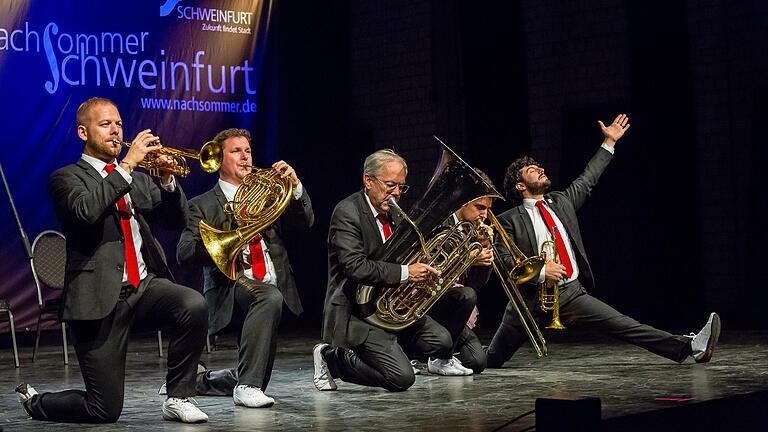 Impressionen vom Auftritt von Canadian Brass beim Schweinfurter Nachsommer in der SKF-Halle 411.