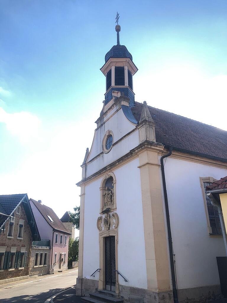 Jubiläumsfeier in Horhausen: am Nachmittag findet eine Führung durch die Kirche statt.