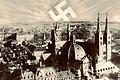 Die Sonne geht im Zeichen des Hakenkreuzes über Würzburg auf: Propagandapostkarte der NSDAP, in die ein Hakenkreuz hineingemalt war. Demokratiefeindliches und antisemitisches Gedankengut war in Unterfranken schon zu Beginn der Weimarer Republik verbreitet.