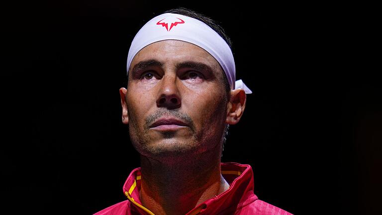 Tennis Davis Cup in Malaga       -  Schon vor der letzten Partie seiner Karriere zeigte Rafael Nadal Emotionen.