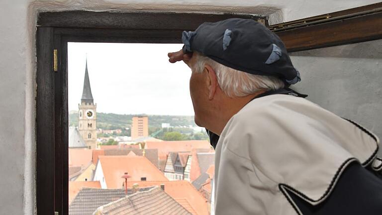 Zu einer Stadtführung aus ungewohnter Perspektive lädt der Ochsenfurter Türmer ein.