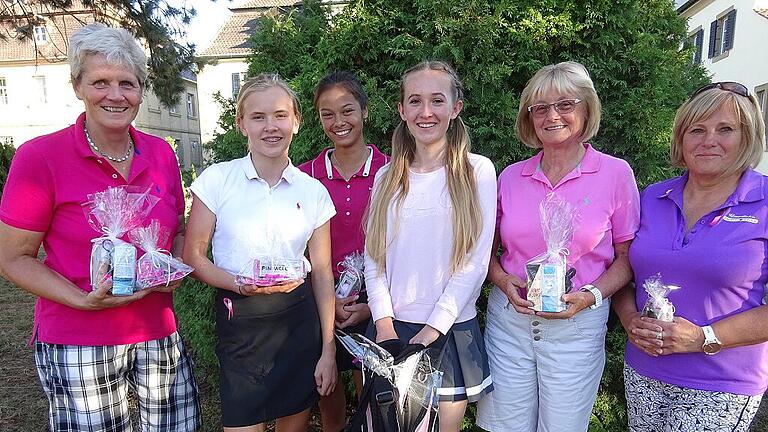 Die besten Golferinnen beim Pink-Ribbon-Damentag (von links): Andrea Wehner, Scarlett-Rose Ziegler, Karin Geßner, Maja Hartung, Elfriede Nolte und Christine Schneiderbanger.