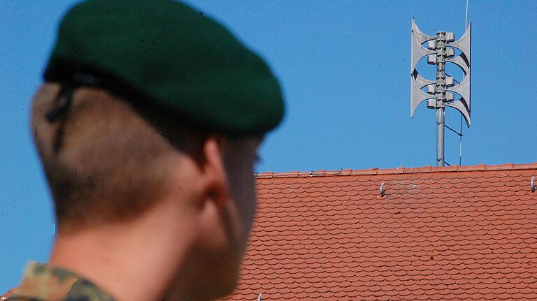 Über den zentralen Lautsprecher des Alarmierungssystems bekommen die Soldaten am Ausbildungszentrum Infanterie Militärmusik zu hören.