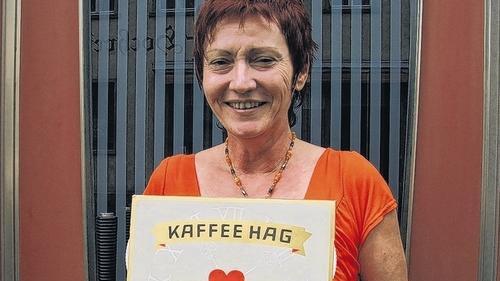 Der Nostalgie-Kalender zeigt es schwarz auf weiß: Birgid Krösche eröffnet das Café Bach am 29. August.