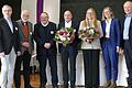 Erste gemeinsame Groß-Synode (von links): Die Synodenvorsitzenden Ekkehard Hüneburg, Norbert Bienek und Karl Kreß, die beiden neuen Schuldekane Gunnar Kuderer und Birgit Niehaus mit Prälatin Heide Reinhard und Oberkirchenrat Wolfgang Schmidt.
