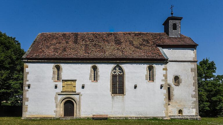 In der Kunigundenkapelle gehört der Kirchenstiftung Buch aus Bieberehren, steht aber auf der Gemarkung von Burgerroth im Landkreis Würzburg. Auch dort soll das Grabtuch mal aufbewahrt worden sein.