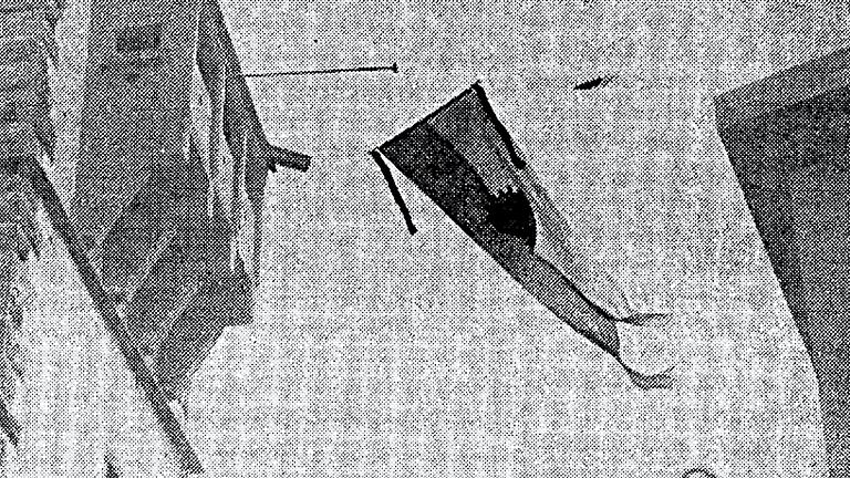 Die Fahnen mit Trauerflor wurden in Lohr im April 1973 wieder abgehängt. Die Lohrer CSU löste sich aus Protest auf. Die Fahnen mit Trauerflor wurden in Lohr im April 1973 wieder abgehängt. Die Lohrer CSU löste sich aus Protest auf. 