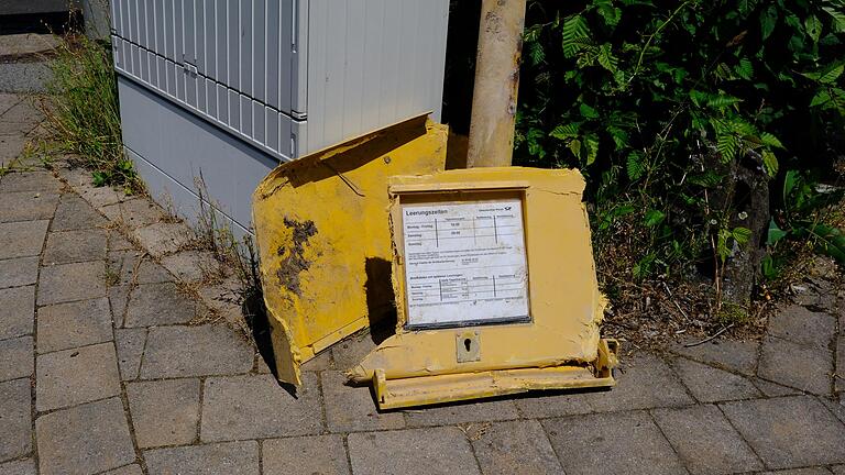 Auch der Postkasten wurde in Mitleidenschaft gezogen.