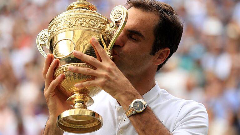 Triumph       -  Federer verewigte sich auf dem Heiligen Rasen mit seinem achten Triumph in Wimbledon.