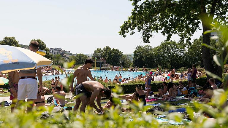Das Geisbergbad in Veitshöchheim öffnete am Donnerstag, den 9. Mai.