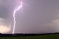 Unwetter       -  Blitze haben in Griechenland mindestens zehn Waldbrände verursacht. (Symbolbild)