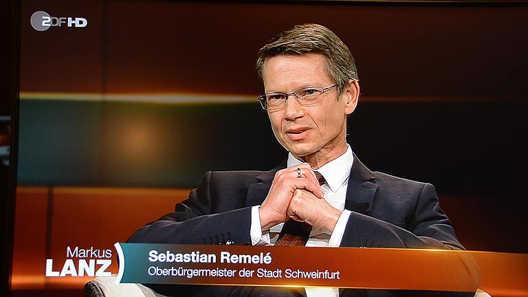 Schweinfurts Oberbürgermeister Sebastian Remelé in der ZDF-Talkshow Markus Lanz . Schweinfurts Oberbürgermeister Sebastian Remelé in der ZDF-Talkshow Markus Lanz .