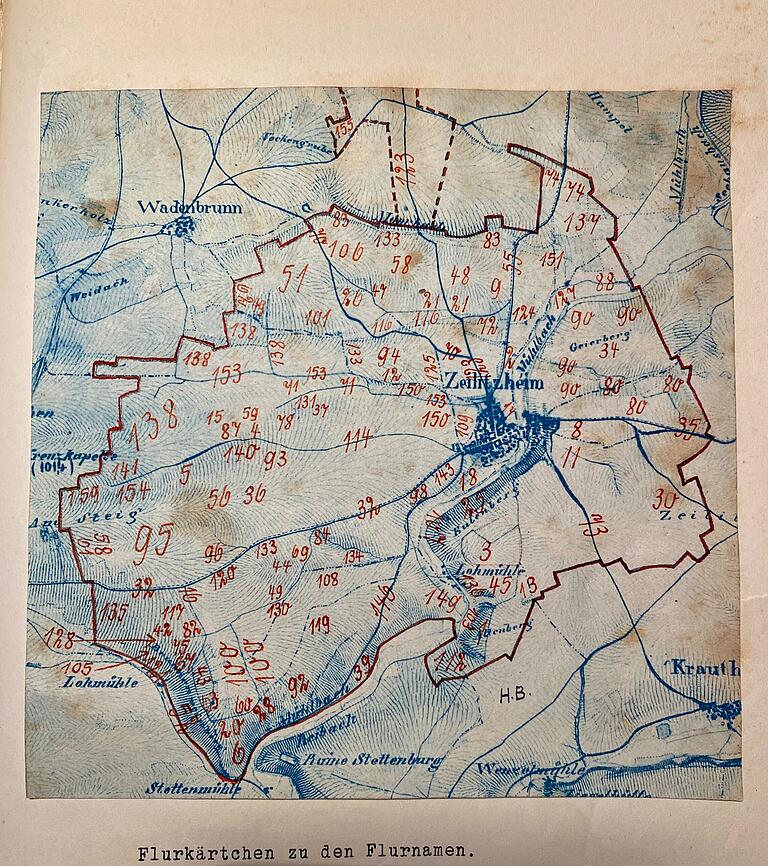 Um 1930 bereits wurden Zeilitzheimer Flurbezeichnungen durch Lehrer Hans Brückner mittels dieses Plans dokumentiert. Dieser ist zusammen mit den dazugehörigen Bezeichnungen Bestandteil einer Chronik, welche im Jahr 1931 veröffentlicht wurde. Von 159 Zeilitzheimer Flurnamen aus dieser Zeit blieben in 2019 nach der letzten Flurbereinigung gerade noch 60 Bezeichnungen übrig. Um 1930 bereits wurden Zeilitzheimer Flurbezeichnungen durch Lehrer Hans Brückner mittels dieses Plans dokumentiert. Dieser ist zusammen mit den dazugehörigen Bezeichnungen Bestandteil einer Chronik, welche im Jahr 1931 veröffentlicht wurde. Von 159 Zeilitzheimer Flurnamen aus dieser Zeit blieben in 2019 nach der letzten Flurbereinigung gerade noch 60 Bezeichnungen übrig.