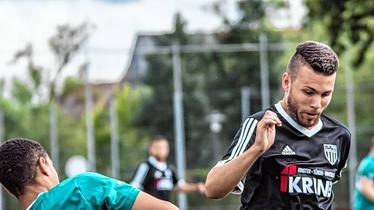 Bei der FVgg Bayern Kitzingen setzte sich der FC Sand (rechts Dominik Schmitt) klar mit 6:1 durch. Nun geht es zur DJK Schwebenried/Schwemmelsbach.