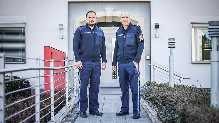 Kurt Etzel (rechts), Leiter der Polizeiinspektion Haßfurt, und sein Stellvertreter Jan Stoll.