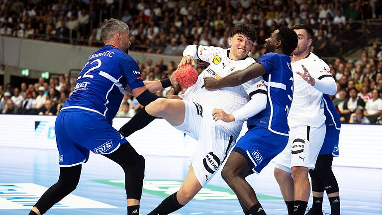 Deutschland - Frankreich       -  Handballer Marko Grgic (M) überzeugt beim Sieg gegen Frankreich.
