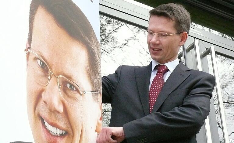 Als Nachfolger für Oberbürgermeisterin Gudrun Grieser ging Sebastian Remelé 2010 ins Rennen.