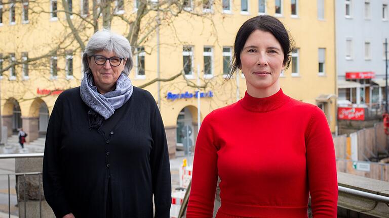 Gleichstellungsbeauftragte Ute Suckfüll (links) mit ihrer neuen Stellvertreterin Ute Schönbach Gleichstellungsbeauftragte Ute Suckfüll (links) mit ihrer neuen Stellvertreterin Ute Schönbach