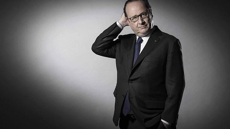 TOPSHOT-FRANCE-POLITIC-HOLLANDE-PORTRAIT       -  Der noch amtierende französische Präsident François Hollande stand am Donnerstag Modell für eine Porträtserie.