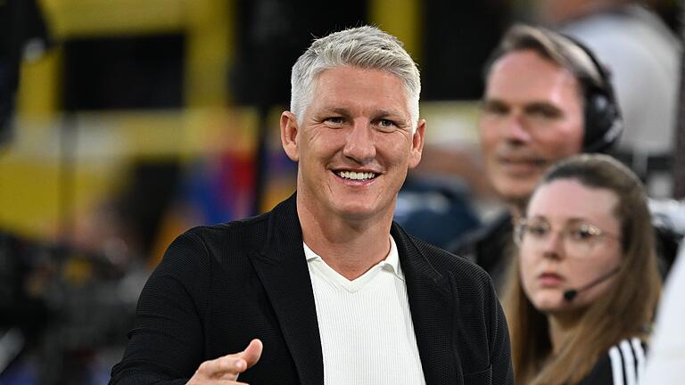 Euro 2024: Niederlande - England       -  Aktuell ist Bastian Schweinsteiger als TV-Experte am Spielfeldrand, eine Zukunft als Trainer schließt er aber nicht aus.