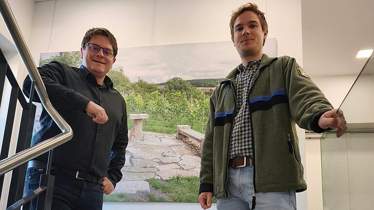 Der neue Forstrevierleiter für den Strahlunger Wald, Fabian Ehrlicher, stellte sich in der Gemeinderatssitzung vor. Der neue Forstrevierleiter für den Strahlunger Wald, Fabian Ehrlicher, stellte sich in der Gemeinderatssitzung vor.