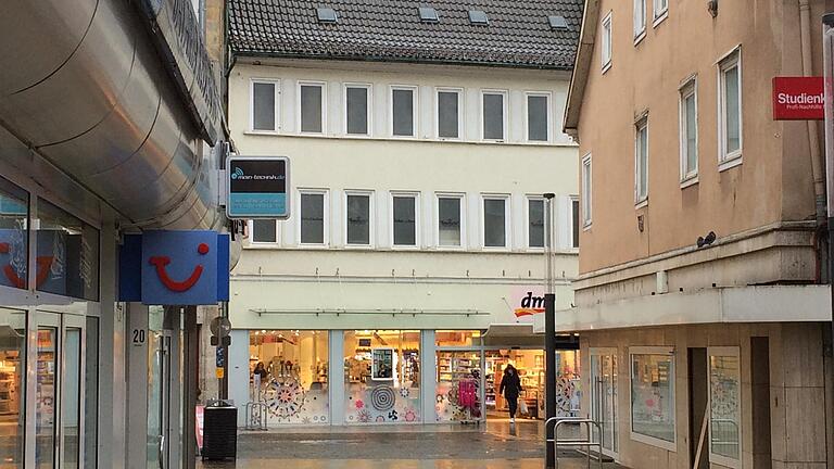 Leer stehende Wohnungen gibt es überall, nicht nur in der Innenstadt. Der Haus- und Grundbesitzerverein sieht darin ein großes Potenzial für den Wohnungsmarkt. Leer stehende Wohnungen gibt es überall, nicht nur in der Innenstadt. Der Haus- und Grundbesitzerverein sieht darin ein großes Potenzial für den Wohnungsmarkt. 