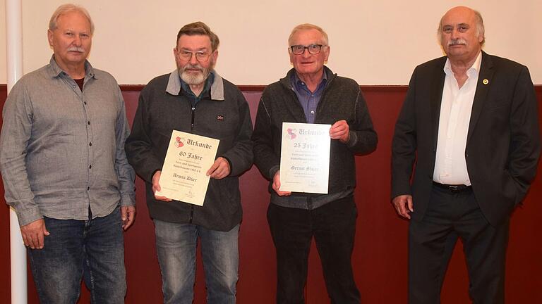 Ehrungen beim TSV: Das Bild zeigt (von links) Wolfgang Muther, Armin Dürr, Gernot Maier und Norbert Bergmann.