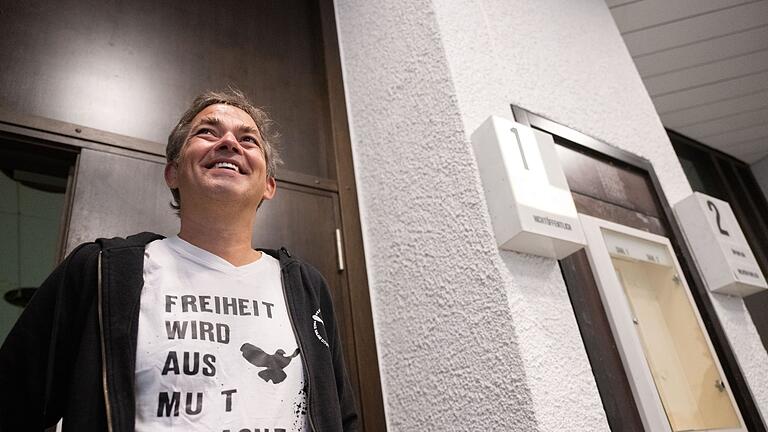 Beginn Prozess gegen 'Querdenker'-Initiator Ballweg       -  Michael Ballweg steht wegen versuchten Betrugs vor Gericht.
