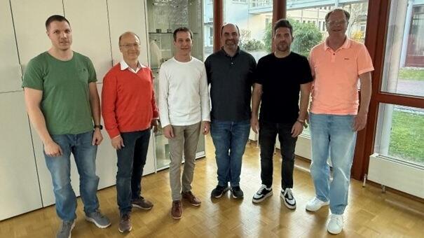 Der neu gewählte Vorstand: Stefan Dürr, Thomas Dürr, OM Jochen Haag, Stv. OM Simon Kraft, Daniel Zeitler, Thomas Schmieg.