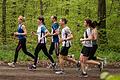 Firmenläufe       -  Sportlich: Eine Gruppe der Bosch-Mitarbeiter läuft in Gerlingen durch den Wald, um sich auf den Firmenlauf vorzubereiten.