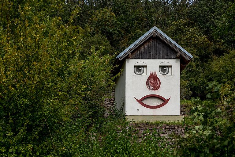Das wohl bekannteste Weinbergshäuschen auf dem Abt-Degen-Steig. Das wohl bekannteste Weinbergshäuschen auf dem Abt-Degen-Steig.
