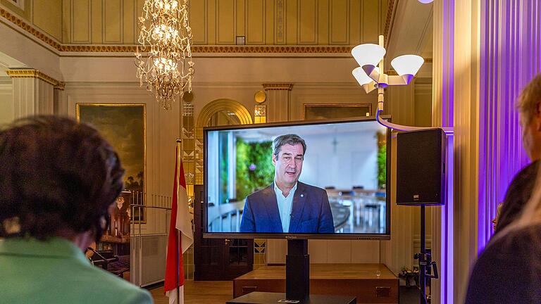 Ministerpräsident Markus Söder ist Schirmherr des Kissinger Sommers. Er schickte eine Videobotschaft an die Gäste beim Staatsempfang im Kurgarten Café. Ministerpräsident Markus Söder ist Schirmherr des Kissinger Sommers. Er schickte eine Videobotschaft an die Gäste beim Staatsempfang im Kurgarten Café.