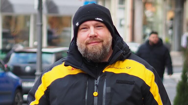 Cornelius Klick findet, ein Karenztag wäre besonders für die unteren Lohngruppen extrem schwierig. Cornelius Klick findet, ein Karenztag wäre besonders für die unteren Lohngruppen extrem schwierig. 
