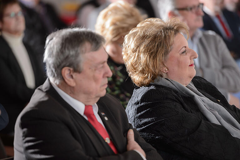 Gute Freunde: Mit dem 2019 verstorbenen Eibelstädter Altbürgermeister Heinz Koch verband Linsenbreder mehr als nur das Parteibuch. Die beiden waren eng befreundet. Gute Freunde: Mit dem 2019 verstorbenen Eibelstädter Altbürgermeister Heinz Koch verband Linsenbreder mehr als nur das Parteibuch. Die beiden waren eng befreundet. 