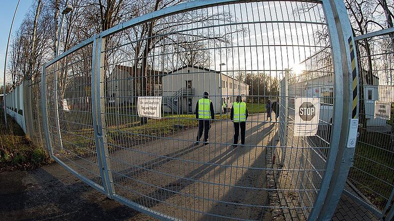 Die Conn Barracks werden zum Ankerzentrum für Flüchtlinge. Hier sollen künftig Asylbewerber bis zum Abschluss ihres Asylverfahrens untergebracht werden.