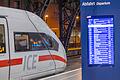 ICE in Berlin       -  Ab Mitte Oktober können Bahnreisende ihre Tickets ein Jahr im Voraus buchen. (Archivbild)