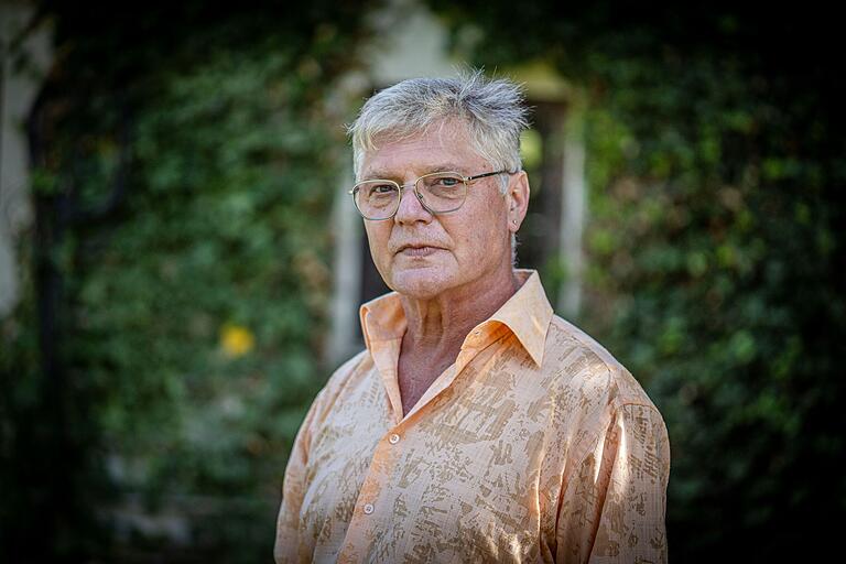 Klaus Spyra: 'Wir wurden unserer Kindheit beraubt.' Klaus Spyra: 'Wir wurden unserer Kindheit beraubt.'