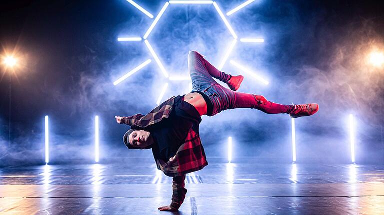 Die Schweinfurter Breakdancer hoffen darauf, bald auch bei öffentlichen Shows wieder auftreten zu dürfen. (Im Bild: Tänzer Alex Pollner.)