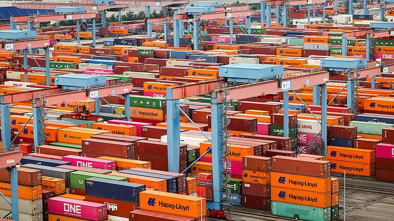 Export       -  Die deutschen Exporte sind im November kräftig gewachsen (Archivbild).