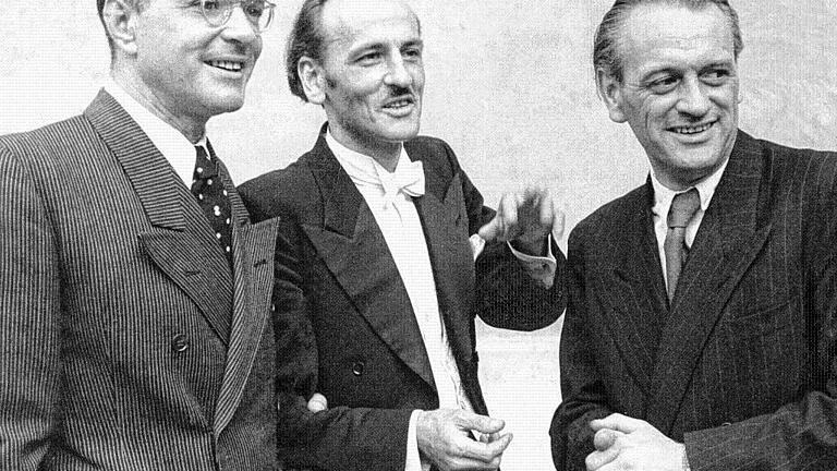 Michael Meisner - Das Führungsteam des Würzburger Theaters am Wittelsbacherplatz 1946: Landrat Michael Meisner, der musikalische Leiter Cornelius Monske und Intendant Heinz Fiebig (von links). Michael Meisner - Das Führungsteam des Würzburger Theaters am Wittelsbacherplatz 1946: Landrat Michael Meisner, der musikalische Leiter Cornelius Monske und Intendant Heinz Fiebig (von links).