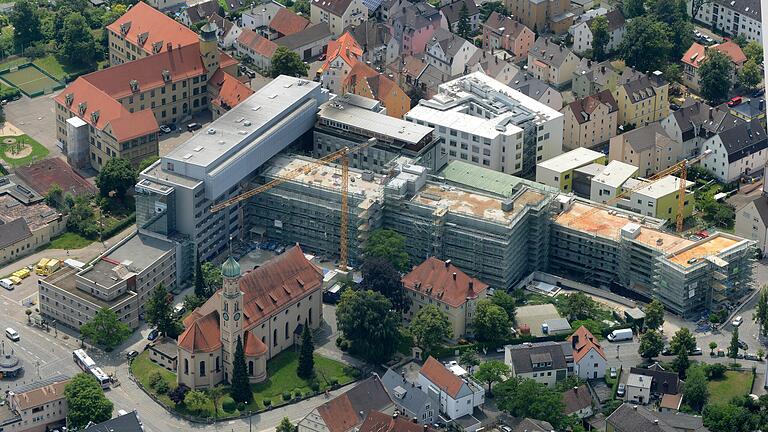 -DSC7777.jpg       -  Unbekannte haben Daten von Krankenhäusern und sozialen Einrichtungen in ganz Schwaben erbeutet. Betroffen ist auch die größte Geburtsklinik der Region, das Josefinum in Augsburg.