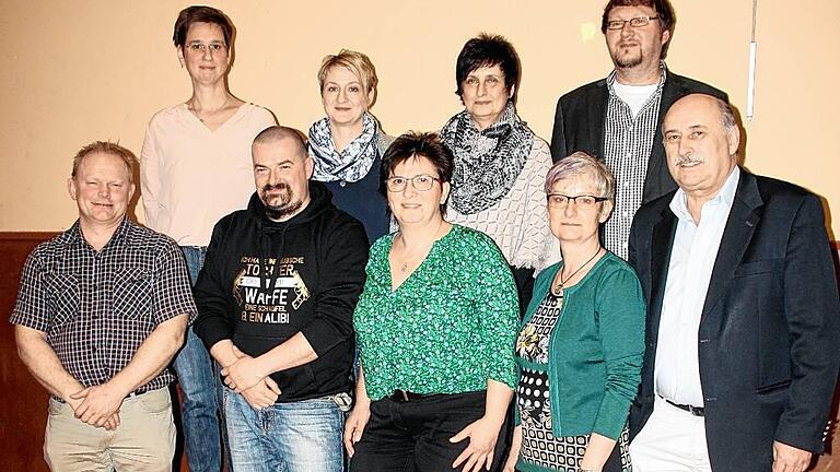 Neuwahlen beim TSV Rüdenhausen: Michaela Schierer (hinten, von links) Daniela Irig, Karin Lauerbach und Christian Klier sowie (vorn, von links) Gunter Dürner, Sven Ackermann, Dagmar Winter, Petra Zeidler und Norbert Bergmann. Neuwahlen beim TSV Rüdenhausen: Michaela Schierer (hinten, von links) Daniela Irig, Karin Lauerbach und Christian Klier sowie (vorn, von links) Gunter Dürner, Sven Ackermann, Dagmar Winter, Petra Zeidler und Norbert Bergmann.