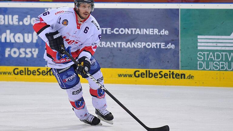 Tauscht seinen Platz auf dem Eis (hier noch für Selb) mit dem an der Bande: Kyle Piwowarczyk ist der neue Trainer des Eishockey-Bayernligisten ERV Schweinfurt. Tauscht seinen Platz auf dem Eis (hier noch für Selb) mit dem an der Bande: Kyle Piwowarczyk ist der neue Trainer des Eishockey-Bayernligisten ERV Schweinfurt.