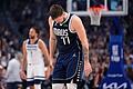 Dallas Mavericks - Minnesota Timberwolves       -  Doncic verabschiedete sich mit emotionalen Worten von den Mavericks-Fans.