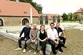 Gutes nahe Rottendorf. Im Bild von links Gesellschafter und gastronomischer Leiter Oliver Das Team der &bdquo;Gut Wöllried Veranstaltungs GmbH&ldquo; steht kurz vor der Eröffnung des Ponnath, Küchenchef Gernot Endres, Veranstaltungsleiterin Hannah Öhrlein, Gesellschafter und Leiter Organisation Sebastian Bayerl und der Eigentümer und Gesellschafter Wolfgang Roth.