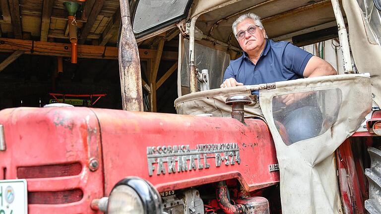 Landwirt Hugo Beetz aus Eßfeld (Lkr. Würzburg) gibt seinen Betrieb auf - weil es ihm 'reicht'.