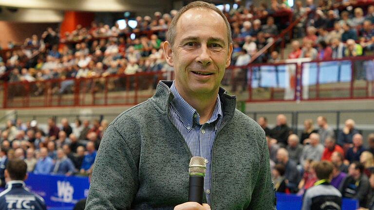 Jürgen Halbig, Hallensprecher des TSV Bad Königshofen. Jürgen Halbig, Hallensprecher des TSV Bad Königshofen.