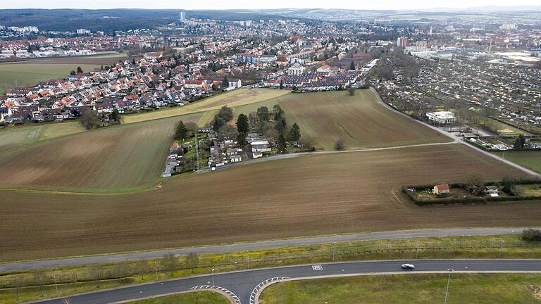 Die Pfannäcker sollen im Flächennutzungsplan als Wohngebiet ausgewiesen werden, außerdem soll es durch eine Vorkaufssatzung der Stadt erleichtert werden, dort Grundstücke zu kaufen.