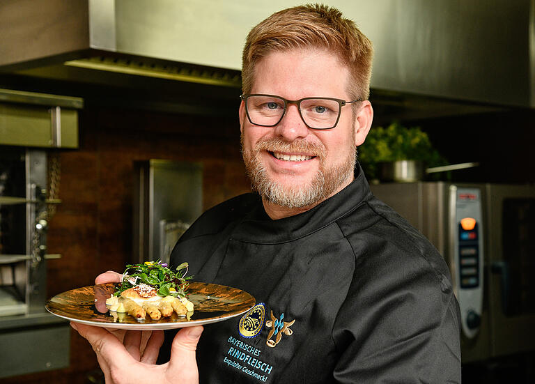 Michael Philipp vom Restaurant Philipp hat ebenfalls gut lachen: Der Stern bleibt in Sommerhausen.