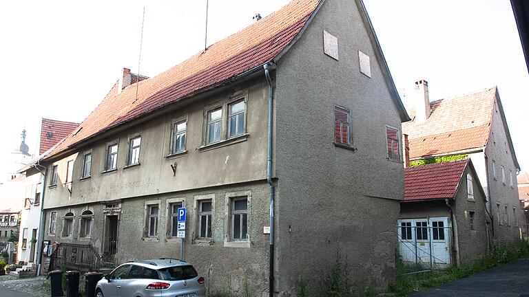 Jetzt müssen die Zahlen auf den Tisch, dann können die Mainbernheimer Stadträtinnen und Stadträte über die künftige Nutzung der Anwesen Herrnstraße 35/37 entscheiden.